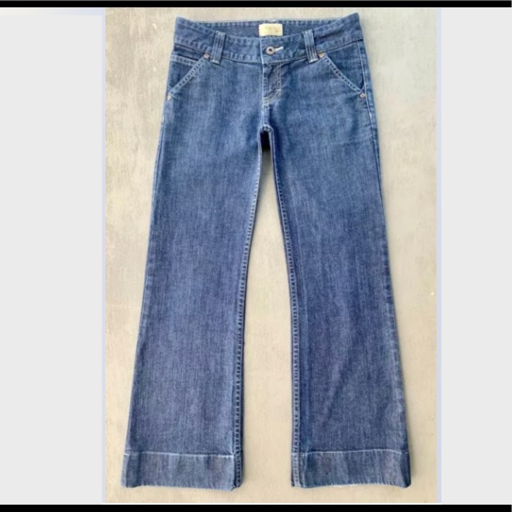 BKE Denim AVERY Medium Wash Bell/Flare Blue Jeans